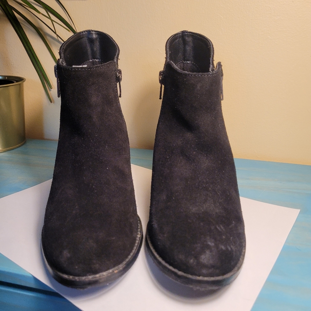 BCBGeneration Laura bootie - Picture 2 of 5